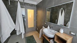 B&B-Drago-48-OltreilColle-Camera-Verde-Bagno.jpg